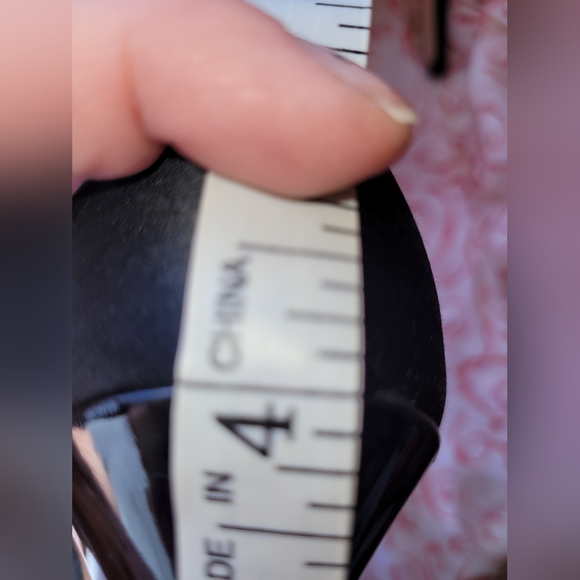 White House Black Market peeptoe heels size 7.5 - Picture 4 of 4